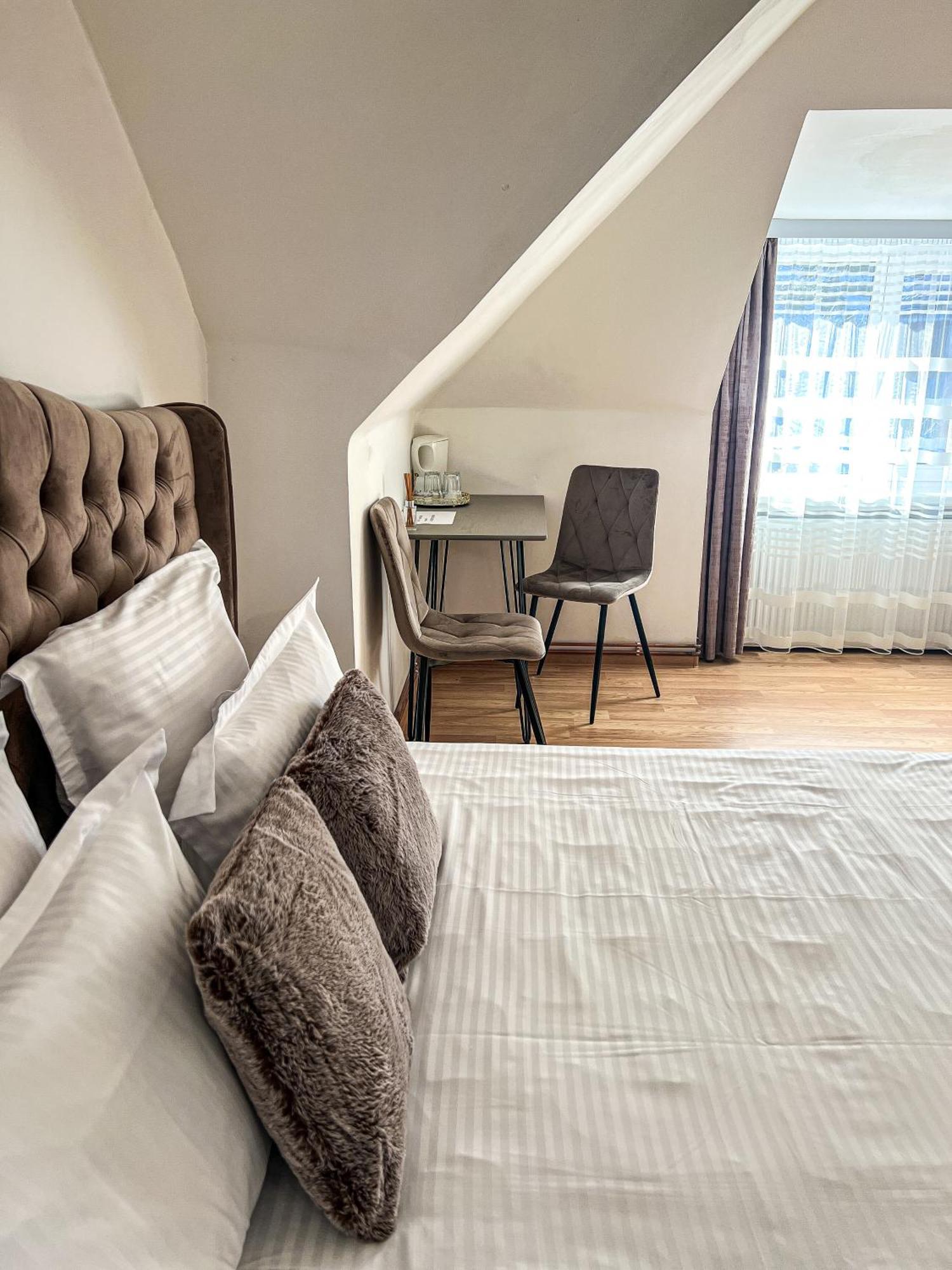 Central Studio 28 Sinaia Ngoại thất bức ảnh
